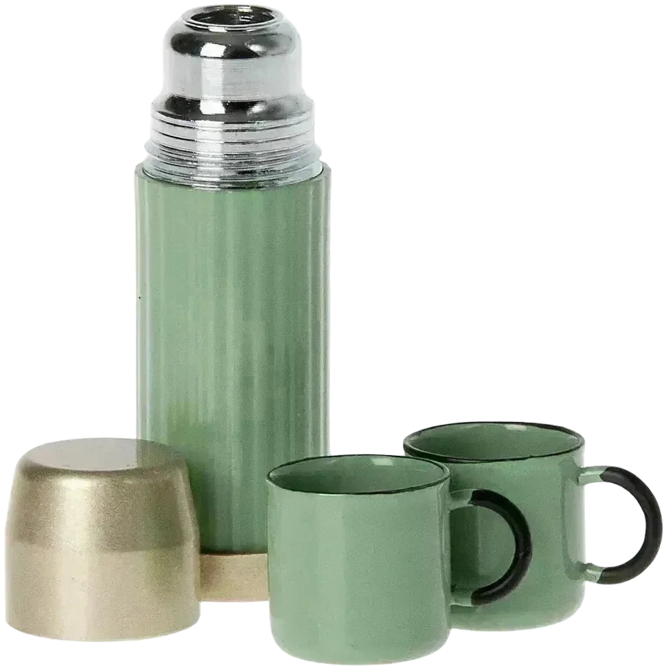 Termo con tazas para ratoncitos