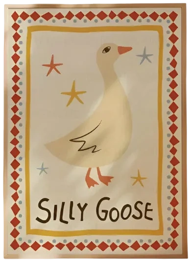 Lámina Silly Goose de frente, con ilustración de un ganso y borde colorido.
